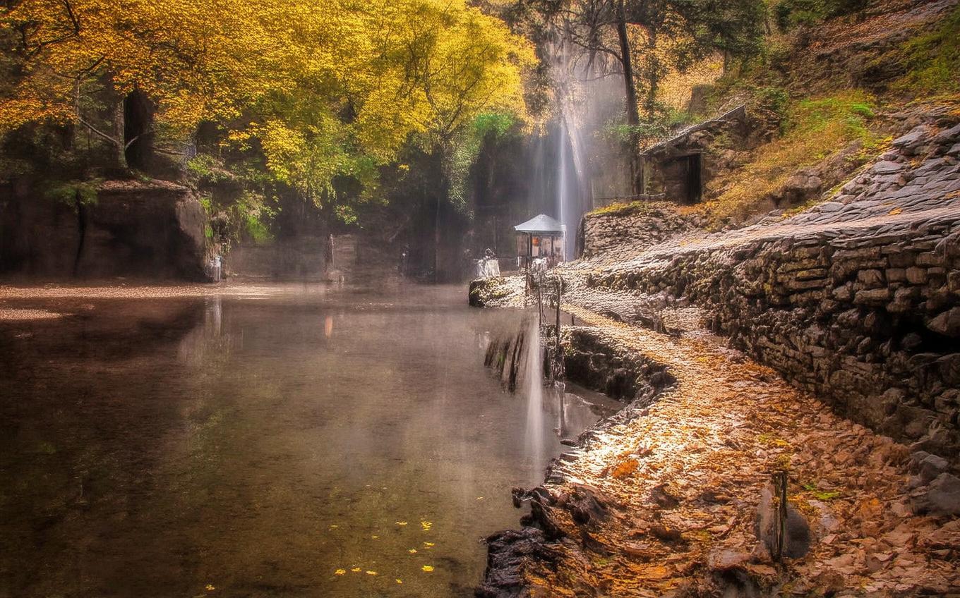 Analysis of a Classic Chinese Poem: 沉醉东风