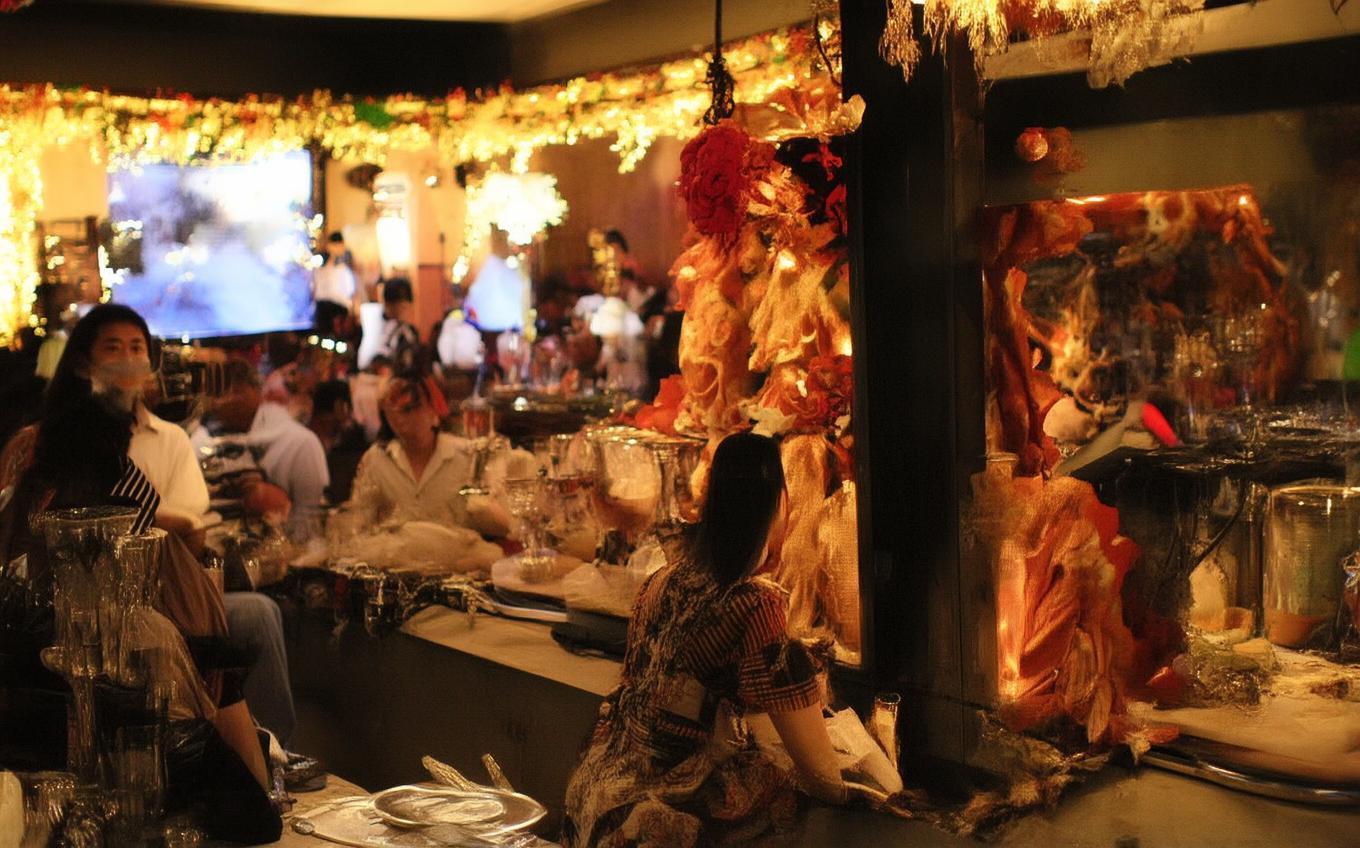 Analysis of a Classic Chinese Poem: 宿骆氏亭寄怀崔雍崔衮