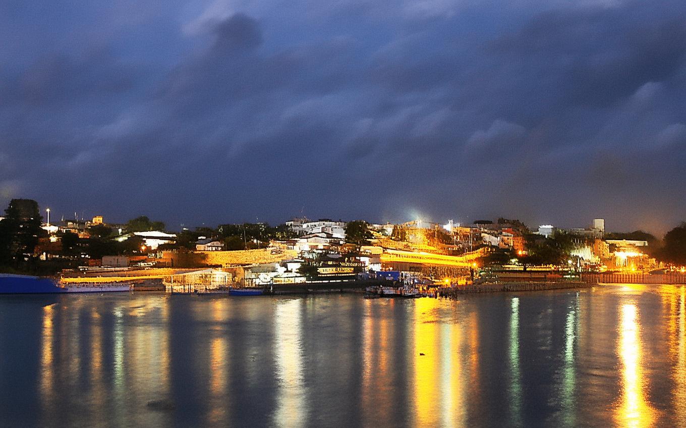 Analysis of a Classic Chinese Poem: 减字木兰花·春怨