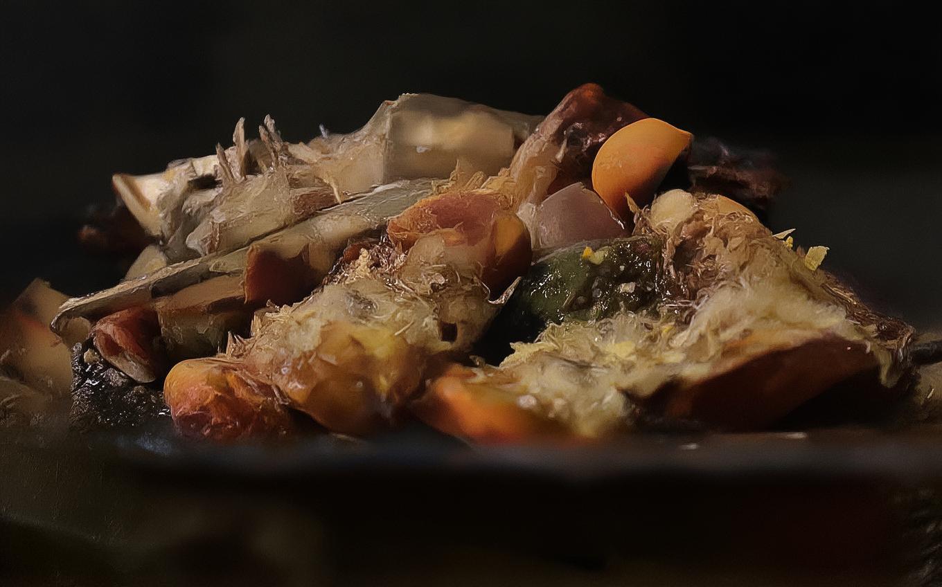 Analysis of a Classic Chinese Poem: 山中留客